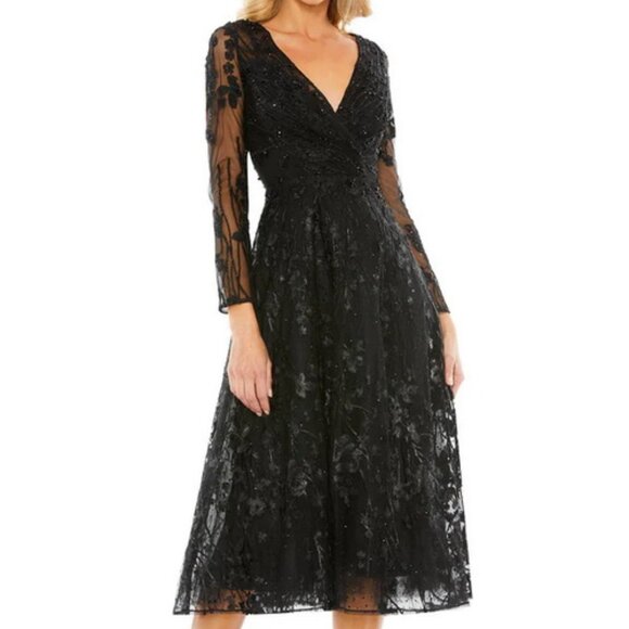 Mac Duggal Black Embellished Floral Lace Fit & Flare Cocktail Dress - Picture 1 of 3
